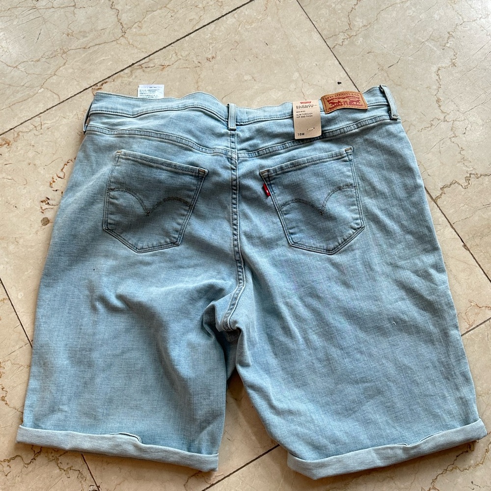 Levi's Light Blue Denim women's Bermuda Shorts - Picture 3 of 7